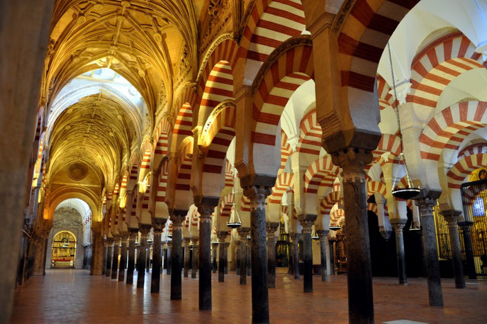 Interior de la mesquita de Còrdova