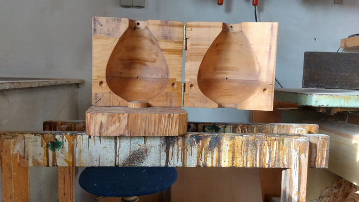 Wooden mold of the TINE vase