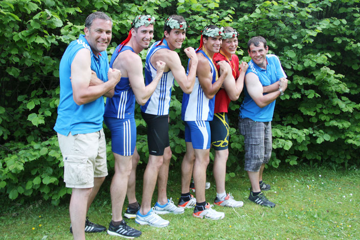 Siegerpose am ETF 2013 ( v.l. Markus, Walter, Thomas, Michael, Raphael, Nico Marthy)