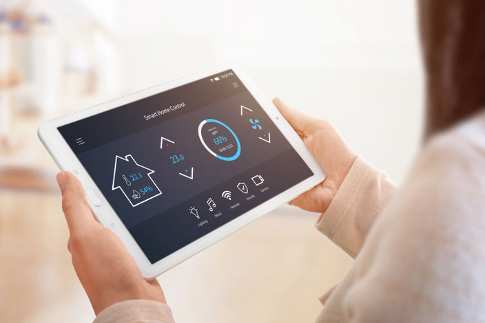 Smart Home, modernste Haussteuerungstechnik, Loxone, KNX, Smart Home Control