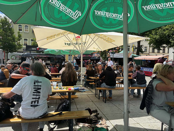 Kein Problem, einen freien Platz zu finden in Auerbach am Sonntag