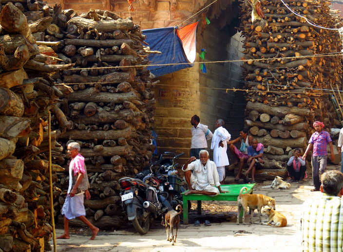 Varanasi Enfield 