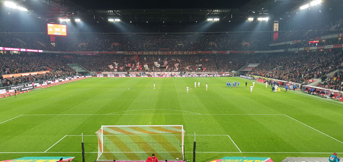 Das was wir alle wollen - Spiele und möglichst viele Siege im Stadion