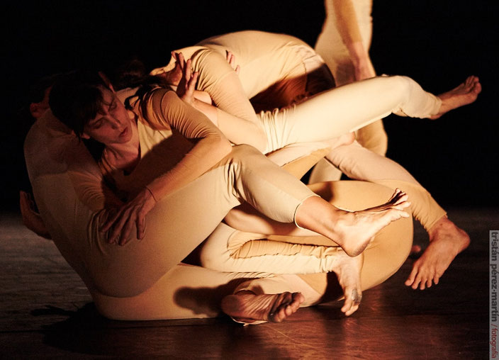 bolsa dance performance hauert 