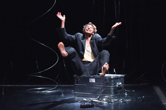 performance dance editta braun heitzinger iris dance