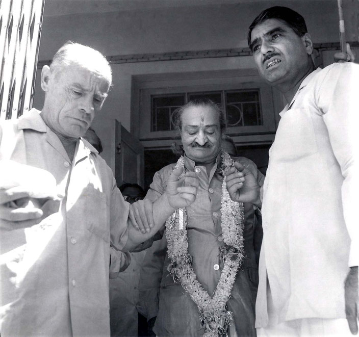 Poona, India ; Francis, Meher Baba and Eruch Jessawala