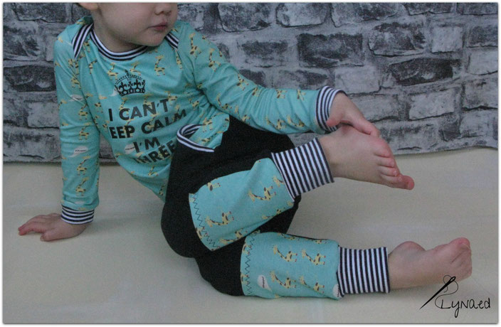 Bio Single Jersey Giraffe und Heavy Bio Sweat Navy blau