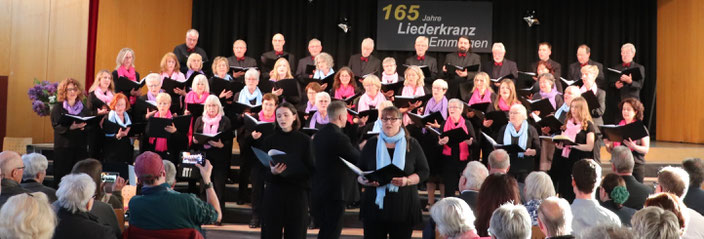https://www.schwarzwaelder-bote.de/inhalt.jubilaeumskonzert-in-emmingen-eine-beruehrende-reise-durch-die-chormusik.60402881-ea4c-410e-acd0-4aa0b79fdc79.html