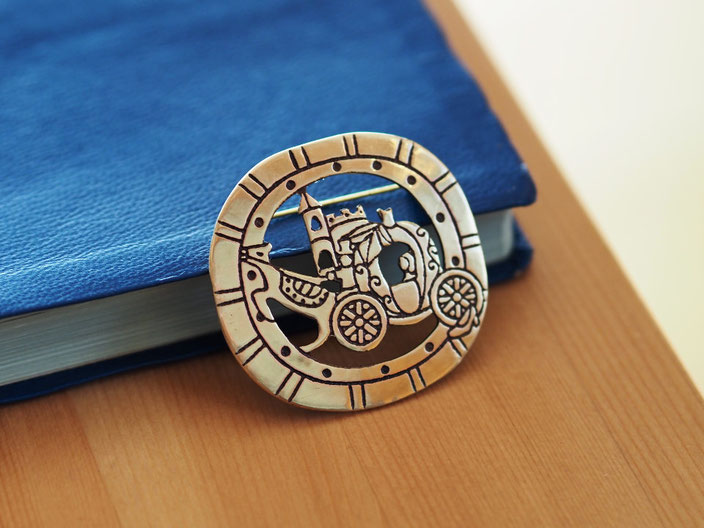 シンデレラ ブローチ-Cinderella Brooch