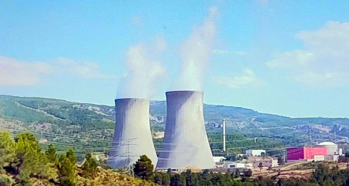 La central nuclear de Cofrentes es una central nuclear de generación eléctrica del tipo BWR-6 situada en Cofrentes España. Entró en servicio el 14 de octubre de 1984.