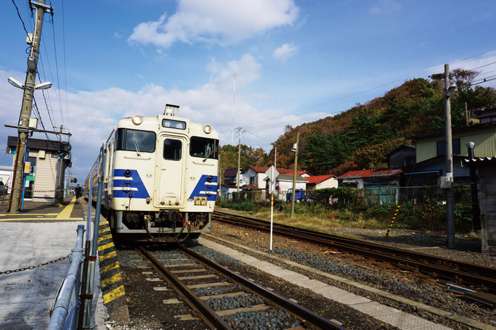 五能線　深浦駅 ※現在、五能線は新車両に入れ替わっています。