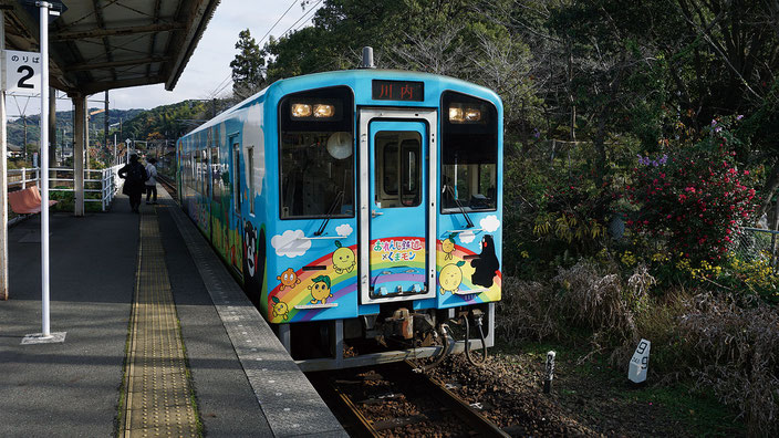 くまモンラッピング列車（肥薩おれんじ鉄道）