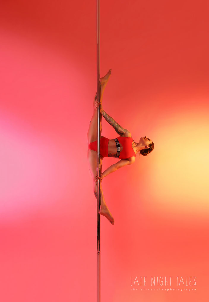 Anfänger Kurse Pole Dance Nürnberg, Poledance Beginner, Poledance Probetraining