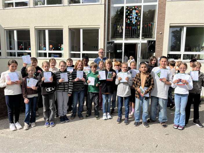 Das sind die Gewinner aus den 4. Schuljahren.