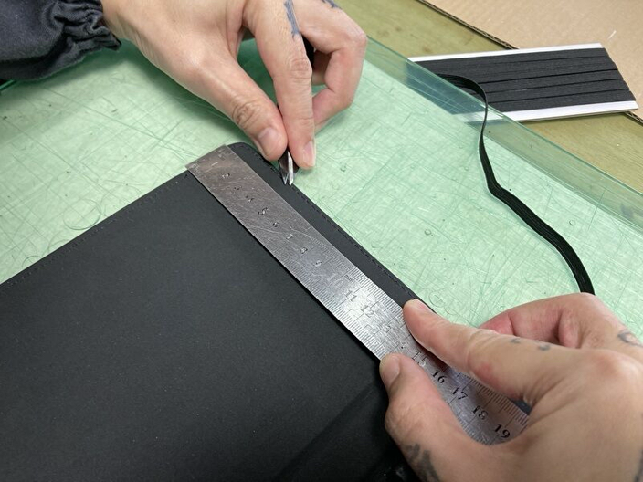オーダーメイド、リメイク修理、製作風景・森革工房
