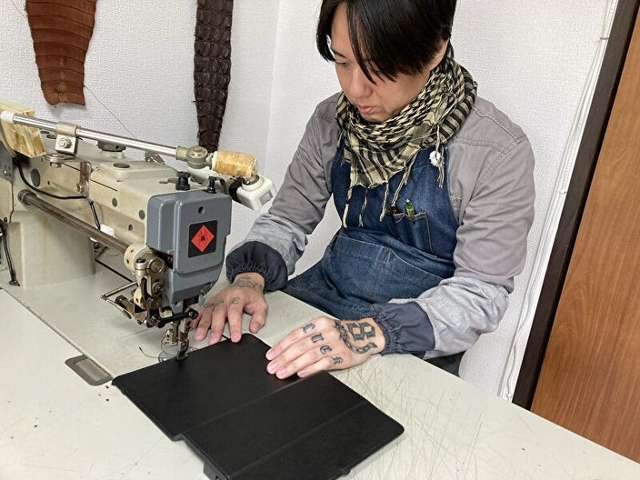 オーダーメイド、リメイク修理、製作風景・森革工房