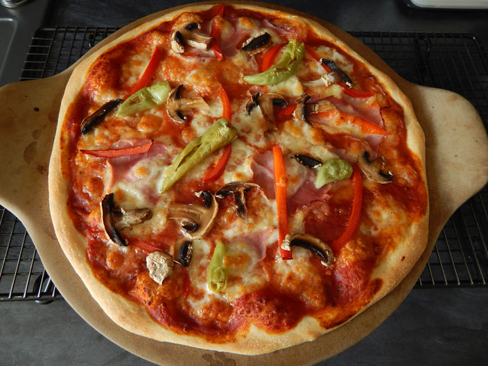 Warum Pizza Nicht Antauen Lassen Pizza vom Zauberstein - Peter Witt mit Pampered Chef