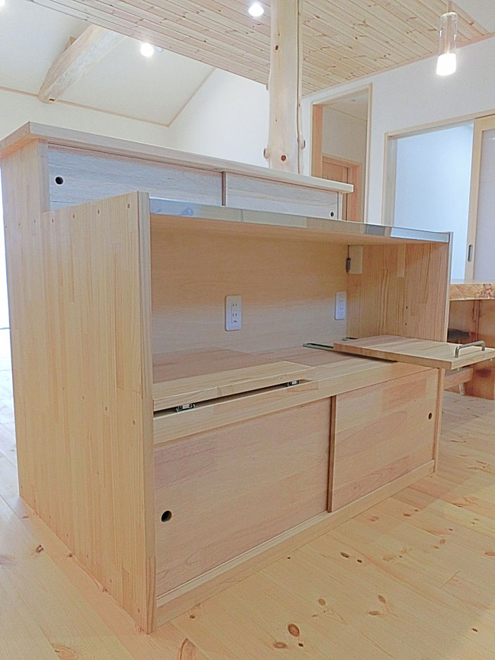 オーダーキッチン、木の家具、造り付け家具、家具のいらない木の家