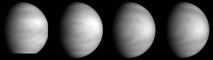 Bildervergleich zwischen vier Aufnahmen im sichtbaren Licht und vier weiteren Bildern, die durch einen Violett-Filter aufgenommen wurden. Durch den Filter wurden die Wolkenstrukturen sichtbarer gemacht. Die Bilder stammen von der Sonde Galileo.