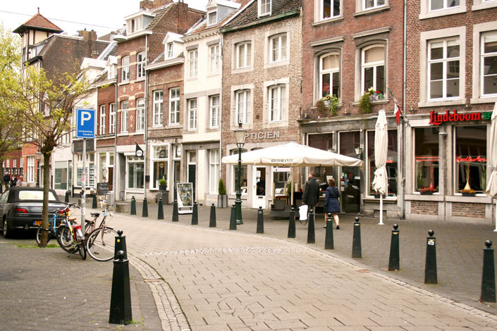 Maastricht Netherlands ofpenguinsandelephants street shops Rechtstraat