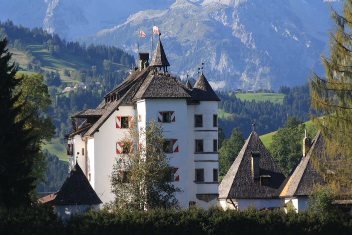 Eingebettet in den Kitzbüheler Alpen - Schlosshotel Münichau