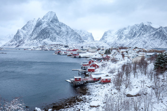 Reine Lofoten Winter Schnee