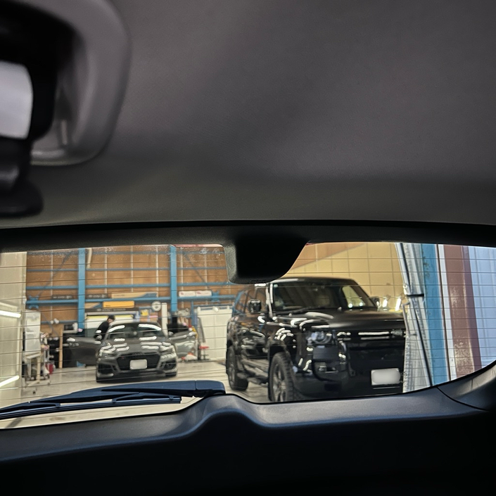スバル レヴォーグ　カーフィルム施工　暑さ対策　WINCOS Premium　カメラ撮影部くり抜き　車内から