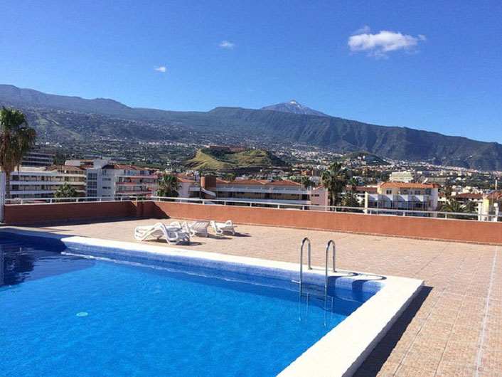 Blick vom Gemeinschaftspool auf den Teide