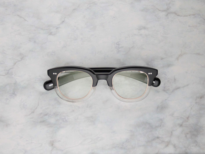 U-171 / BER　Col.2 Black + Clear half / White gold