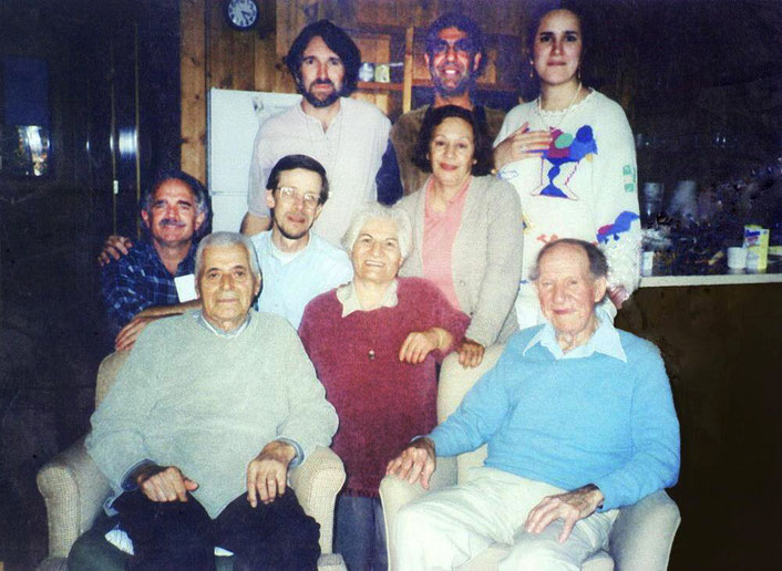 2000 : Marjan Namiranian, Esfandiar, Farshid, Damien, Darwin Shaw, Shireen, Philip Craeger & Jeff Wolverton