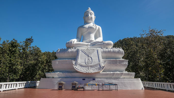 White Buddha in Pai