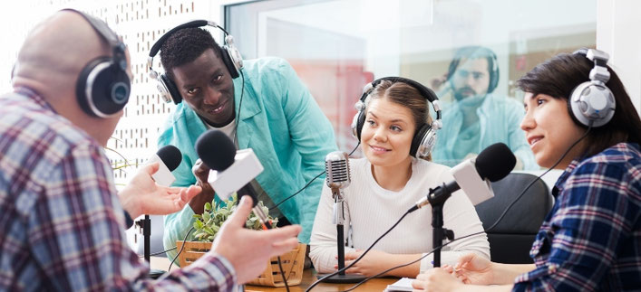 ¿Cuánto gana un locutor de radio?