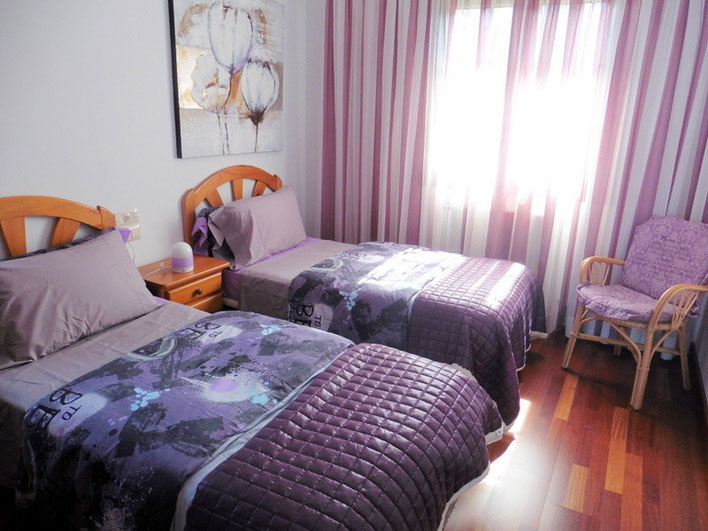 2. Schlafzimmer