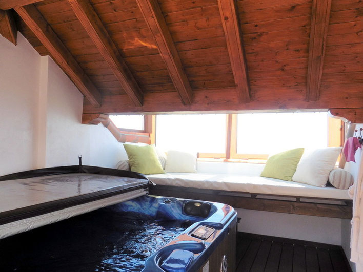 Dachterrasse mit Whirpool