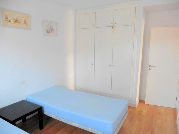 2. Schlafzimmer