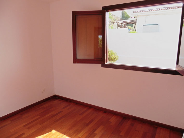 2. Schlafzimmer