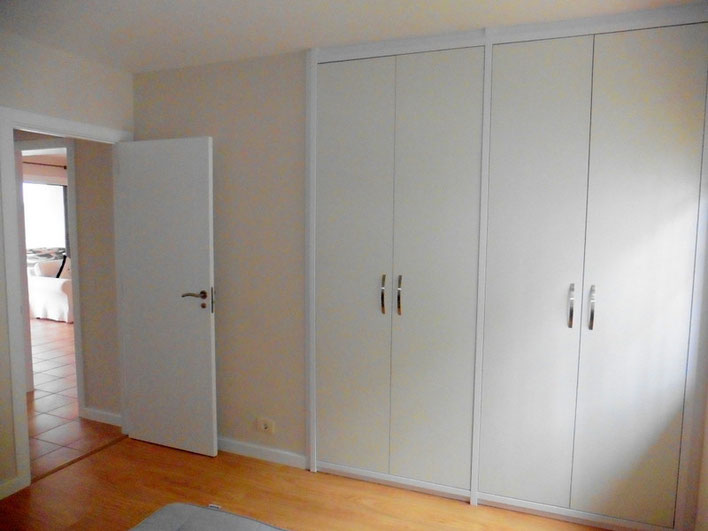 !. Schlafzimmer