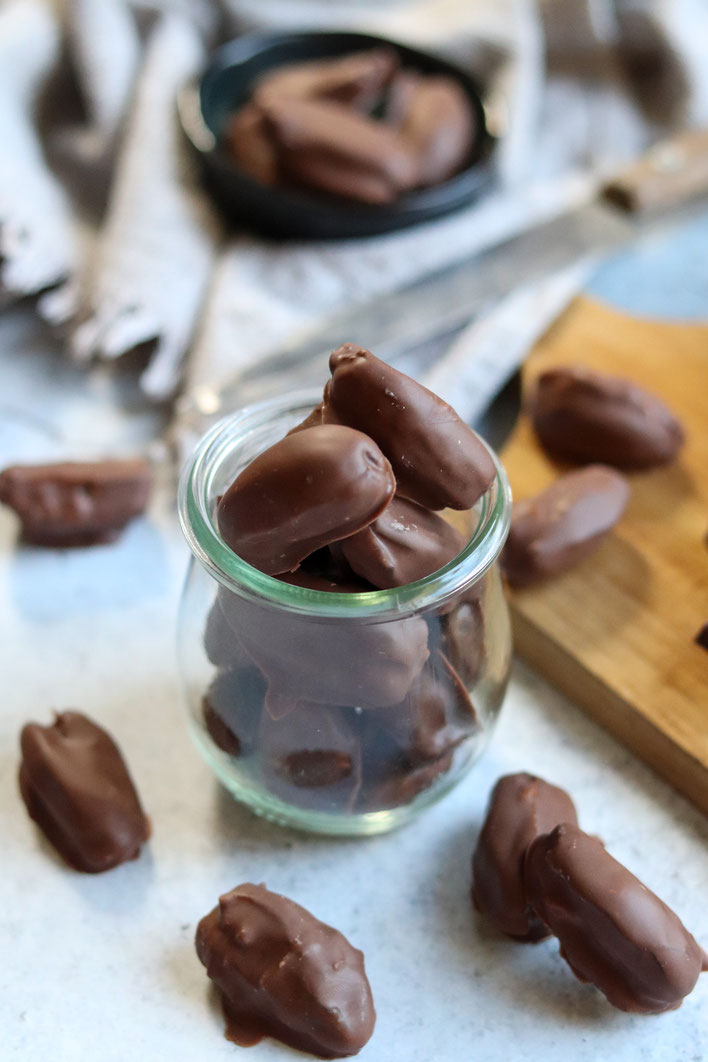 Schokodatteln mit Cashewmus