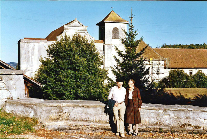 Pedro Meier – Gerhard Meier – Dorli Meier – Kloster Abbatiale Bellelay Jura – in der Anstalt Bellelay arbeitete Robert Walsers langjährige Freundin, die Wäscherin Frieda Mermet. 1986 Foto © Pedro Meier/ProLitteris Zürich, Gerhard Meier-Weg Niederbipp Bern