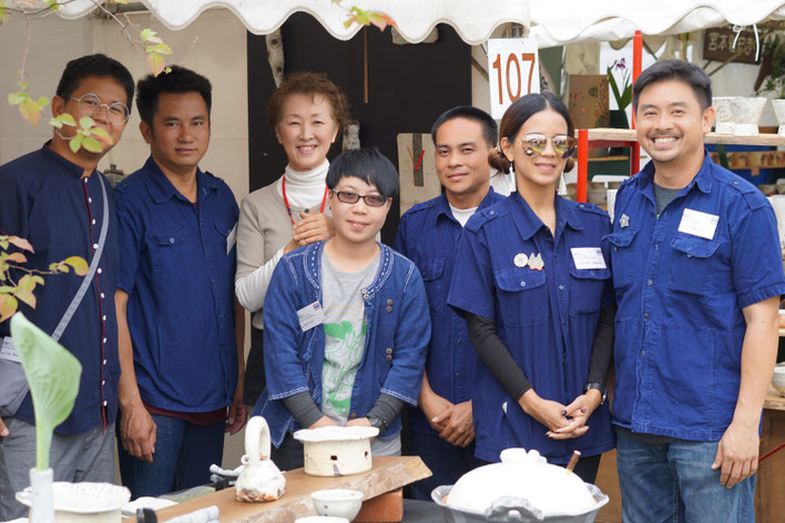 仲本律子　R工房　女性陶芸家　茨城県笠間市　粉引作品　土鍋作品　ブログ　タイ　メーファールアン財団　陶炎祭