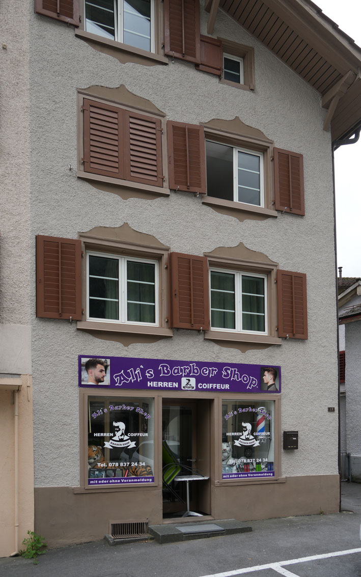 Landstrasse 17. Koordinaten 722834 213812