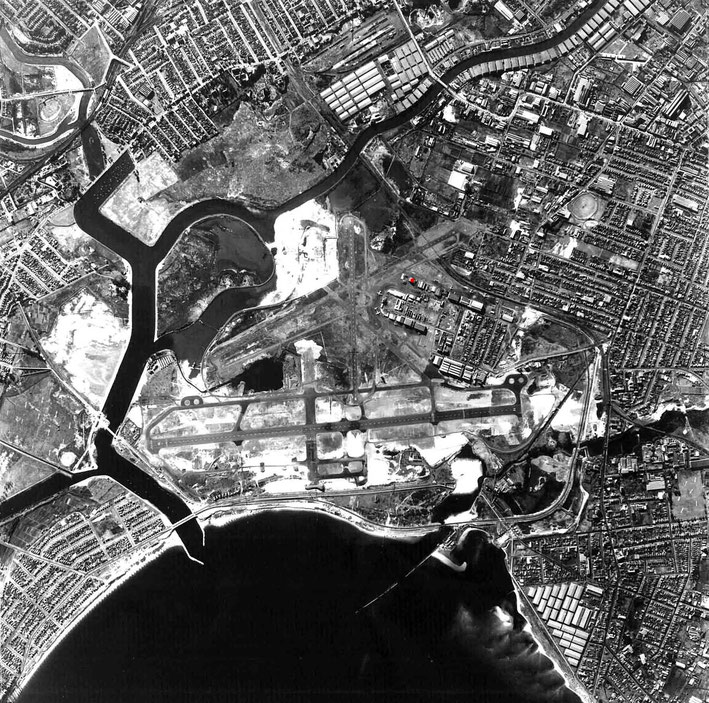 Sydney's Kingsford-Smith Airport in 1953