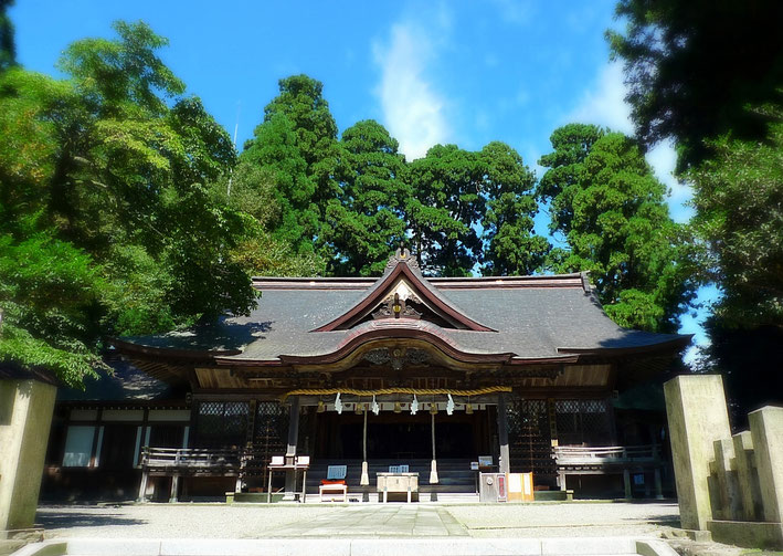 剣神社は日本最古級の神仏習舎