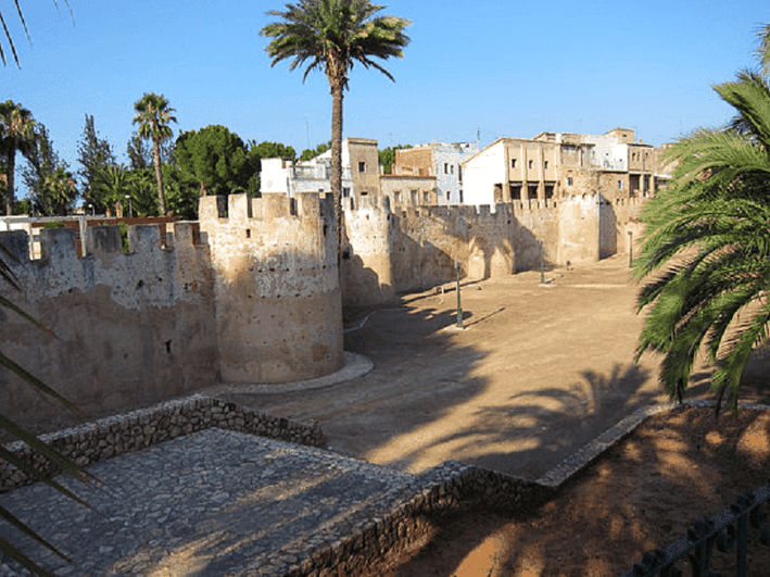 Muralla de Alcira en la Provincia de Valencia (Ribera Alta).
