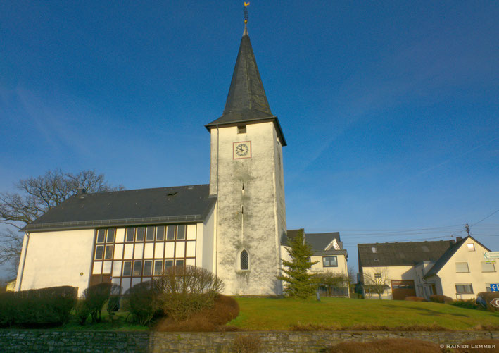 Dreifaltigkeitskirche Dreifelden