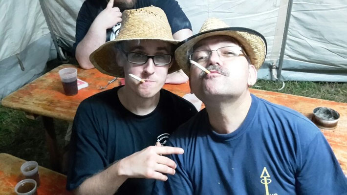 Alkohol und Nikotin...........