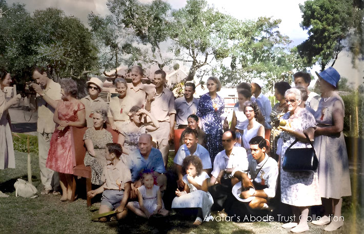  1962 Poona, India. Australian group attending the East-West Gathering. Margorie is standing, 5th from the left. Courtesy of Avatar's Abode Trust Collection.  