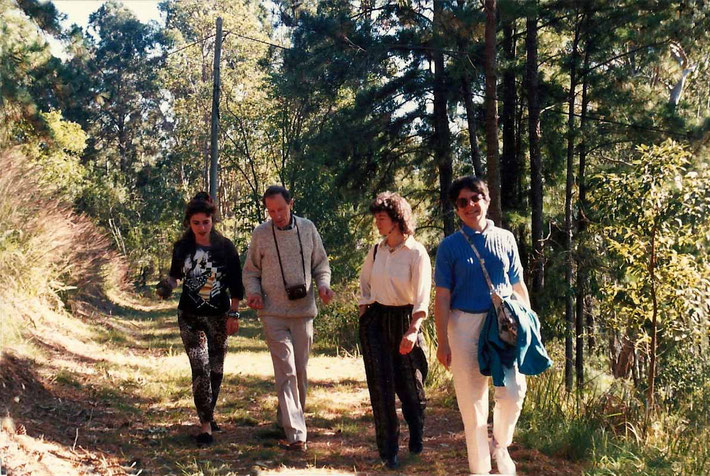 1988 : Avatar's Abode, Queensland - ( L-R ) Josie Tyson, Anthony Thorpe, Alison Sparks & Judi