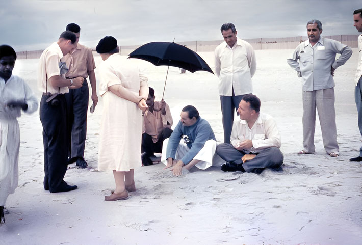 1956 ; Myrtle Beach , SC. Image enhanced by Anthony Zois