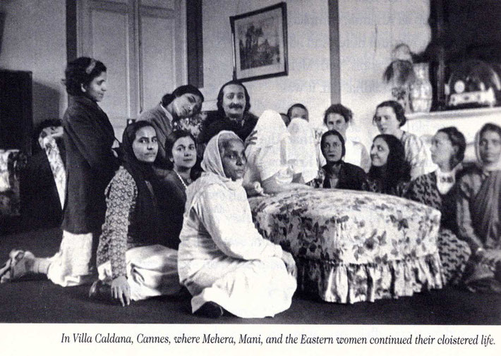 1937 : Andree is seated 2nd from the right. Courtesy of Mehera-Meher books.
